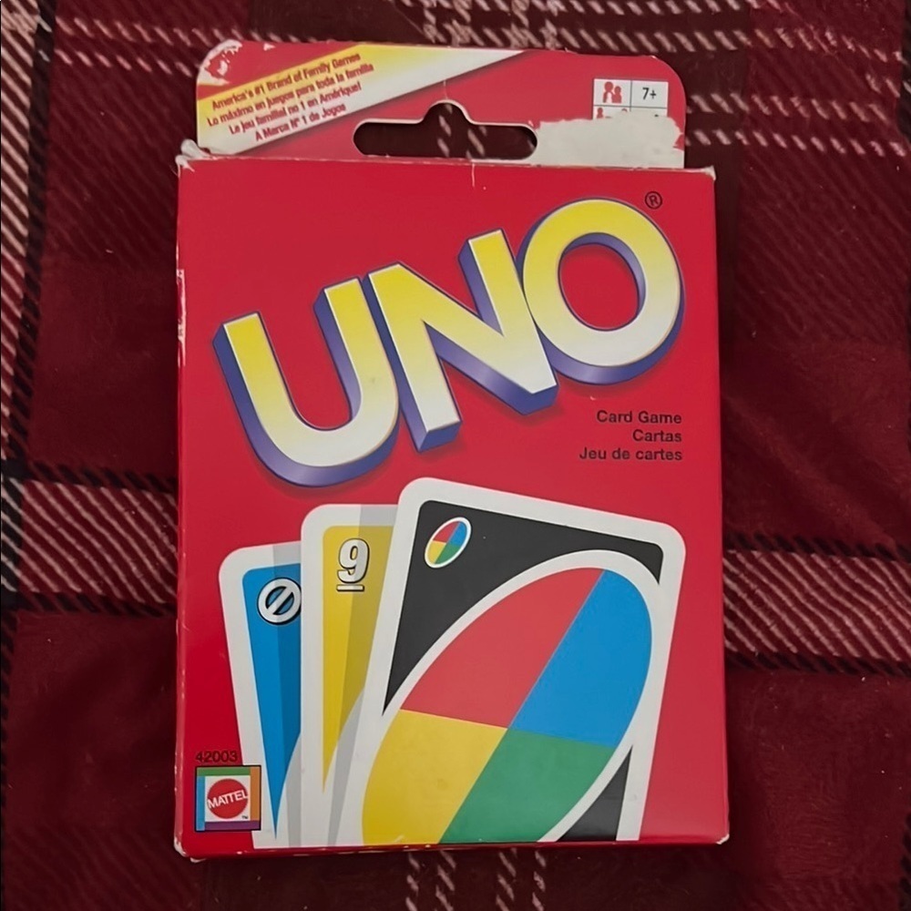 Mattel UNO Classic Card Game Complete Family Party Game
